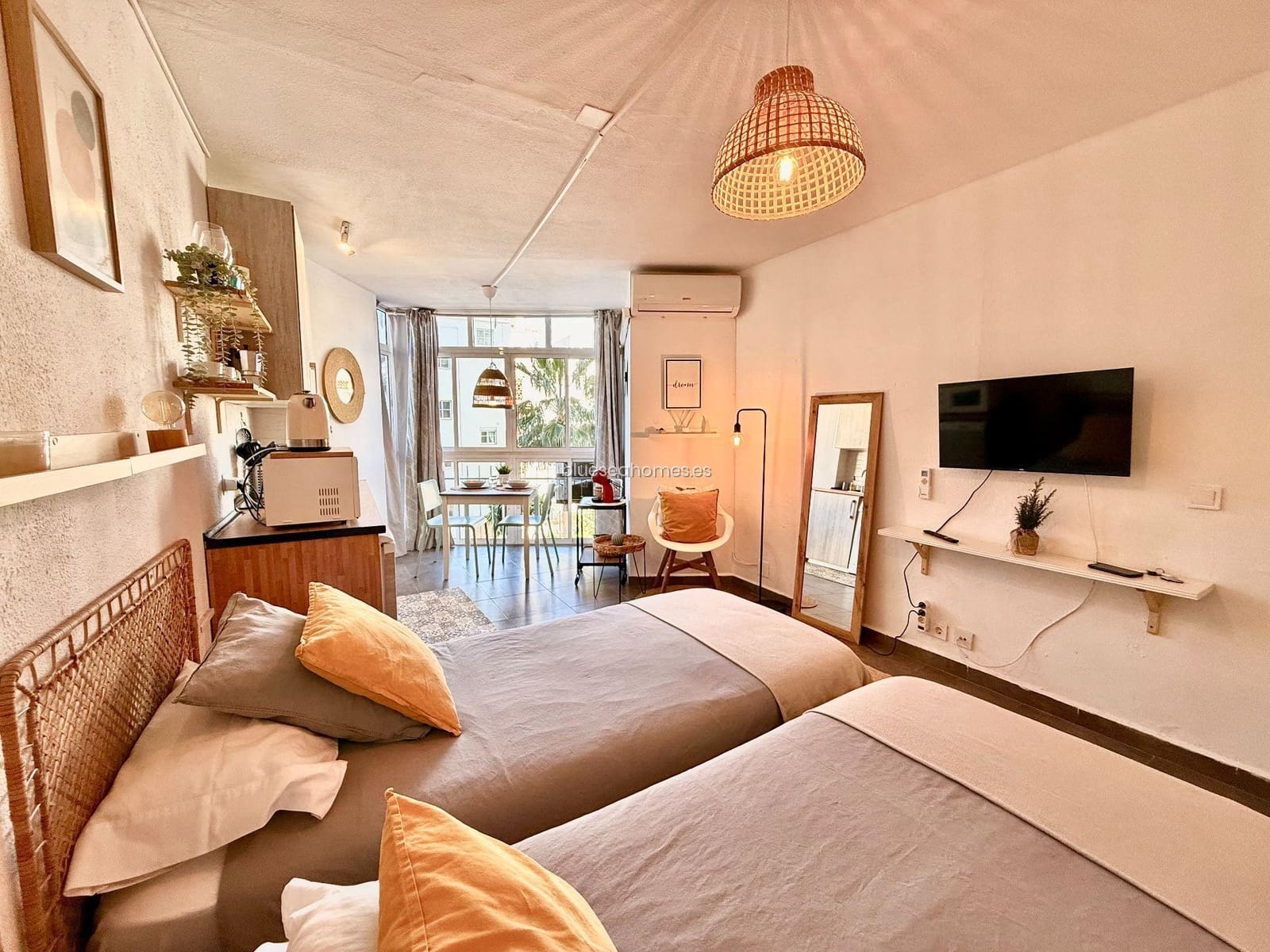 Yksiö myytävänä paikassa Benalmadena Costa mukana uima-altaan - 209 000 € (Ref: 10130244)