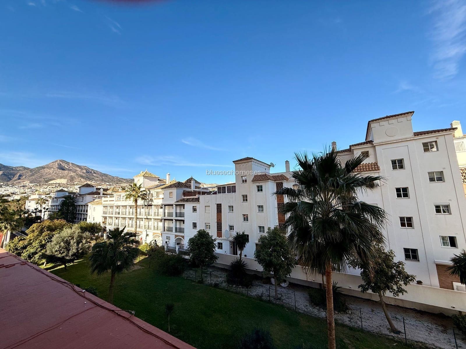 Yksiö myytävänä paikassa Benalmadena Costa mukana uima-altaan - 209 000 € (Ref: 10130244)