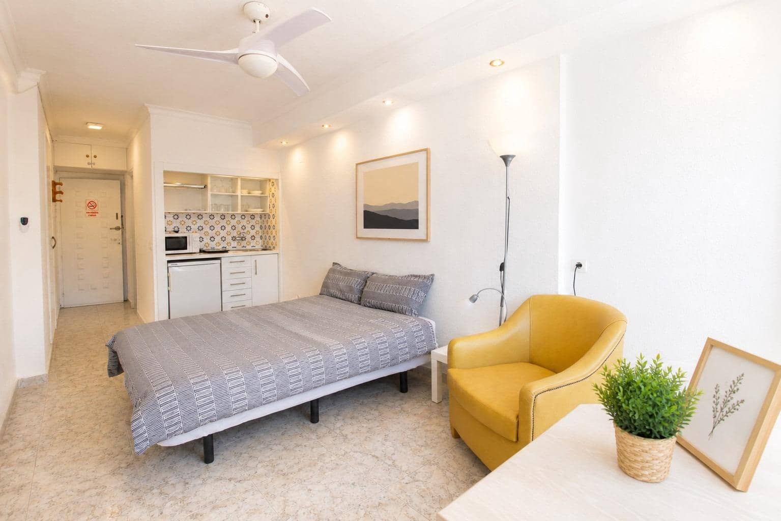 Yksiö myytävänä paikassa Benalmadena Costa mukana uima-altaan - 175 000 € (Ref: 10130245)