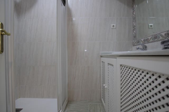 Studio til salg i Benalmadena Costa, Benalmádena med swimmingpool - € 175.000 (Ref: 10130245)