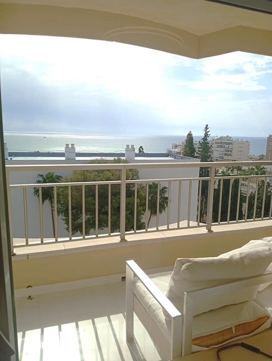3 soveværelse Lejlighed til salg i Torremolinos med swimmingpool - € 445.000 (Ref: 10130249)
