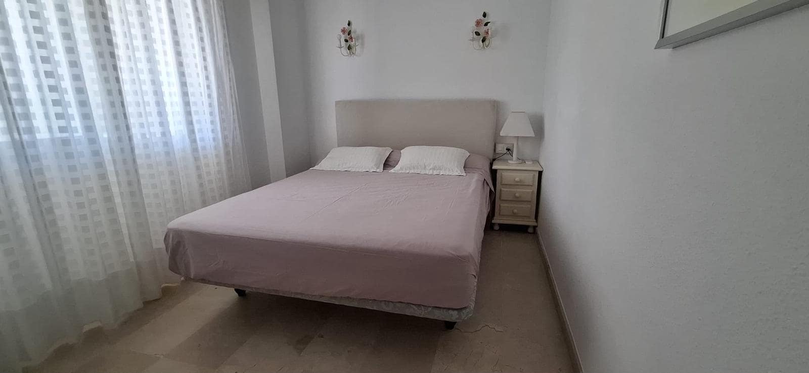 3 bedroom Flat for rent in Fuengirola with pool - € 2,100 (Ref: 10130252)