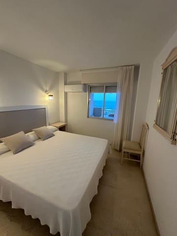 3 slaapkamer Flat te huur in Los Boliches , Fuengirola met zwembad - € 2.100 (Ref: 10130252)