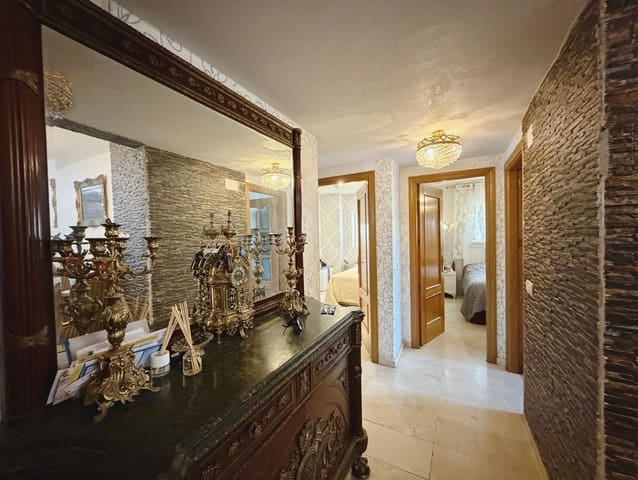 3 bedroom Apartment for sale in Torremolinos with pool garage - € 500,000 (Ref: 10130256)