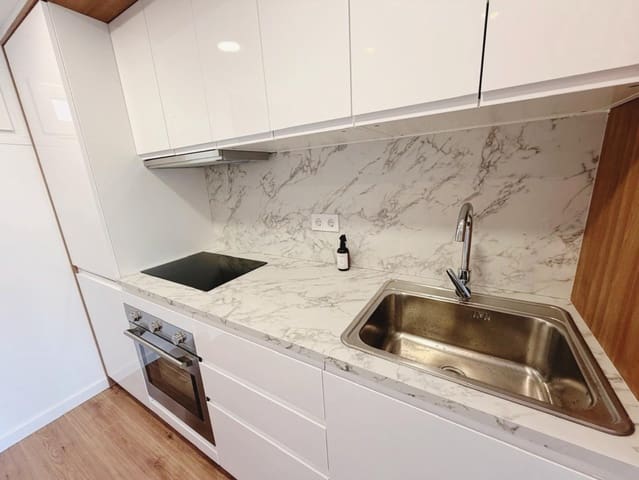 2 bedroom Flat for sale in Benalmádena with pool - € 318,000 (Ref: 10130258)