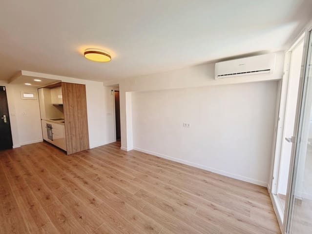 2 bedroom Flat for sale in Benalmádena with pool - € 318,000 (Ref: 10130258)