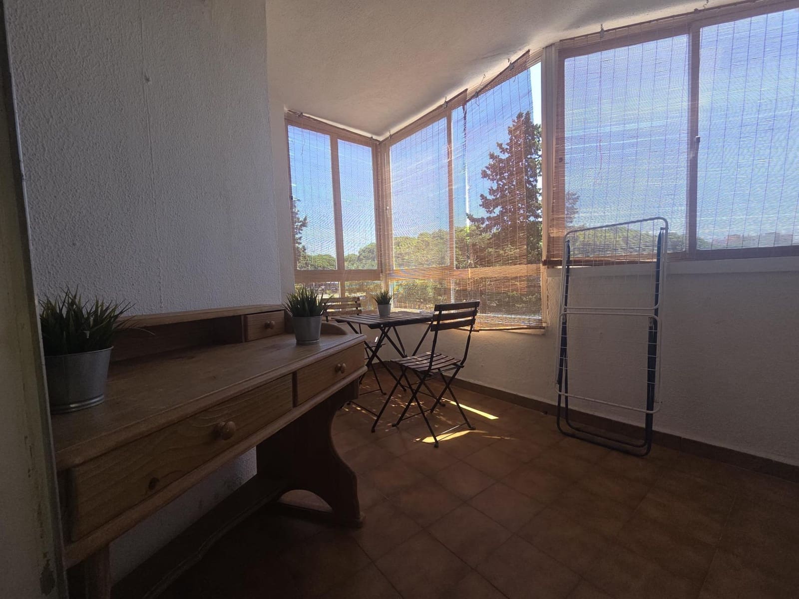 1 makuuhuone Asunto vuokrattavana paikassa Sitio de Calahonda mukana uima-altaan - 1 100 € (Ref: 10136288)