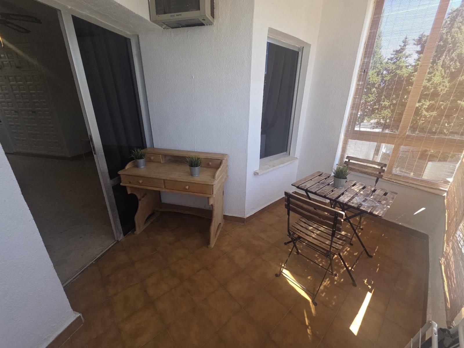 1 makuuhuone Asunto vuokrattavana paikassa Sitio de Calahonda mukana uima-altaan - 1 100 € (Ref: 10136288)