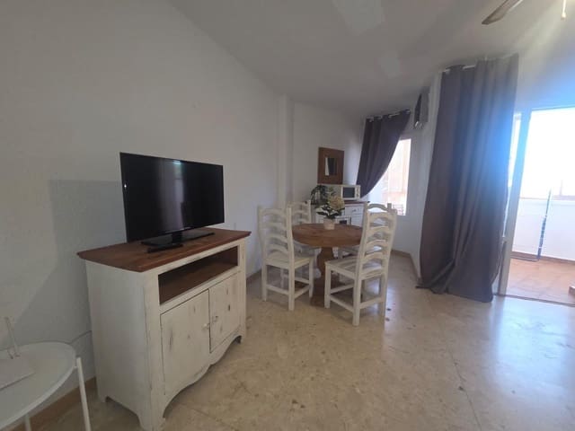 1 makuuhuone Asunto vuokrattavana paikassa Sitio de Calahonda, Mijas mukana uima-altaan - 1 100 € (Ref: 10136288)