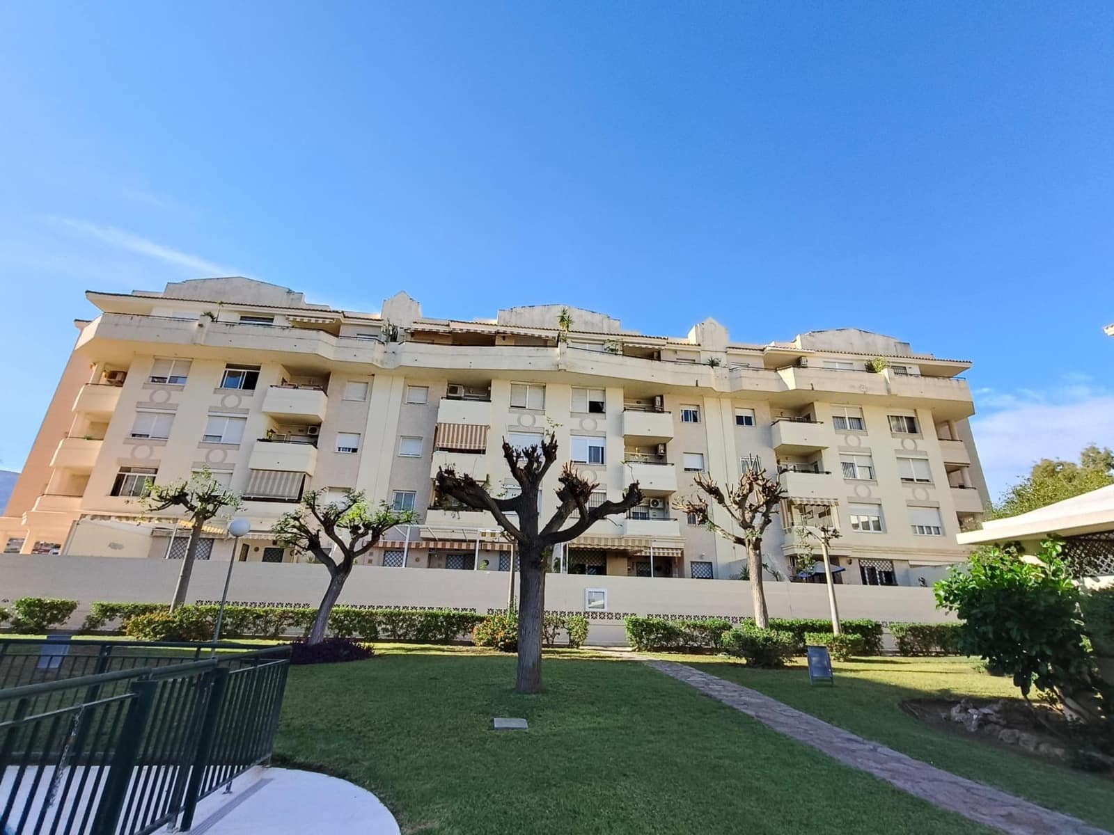 3 soveværelse Lejlighed til salg i Torremolinos med swimmingpool - € 370.000 (Ref: 10148945)