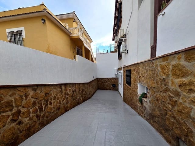 2 soveværelse Lejlighed til leje i Málaga by med garage - € 1.200 (Ref: 10168701)