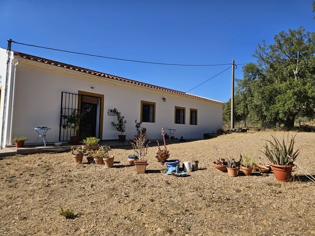 3 Zimmer Finca/Landgut zu verkaufen in La Codosera mit Pool Garage - 150.000 € (Ref: 10090979)