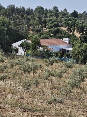3 Zimmer Finca/Landgut zu verkaufen in La Codosera mit Pool Garage - 150.000 € (Ref: 10090979)