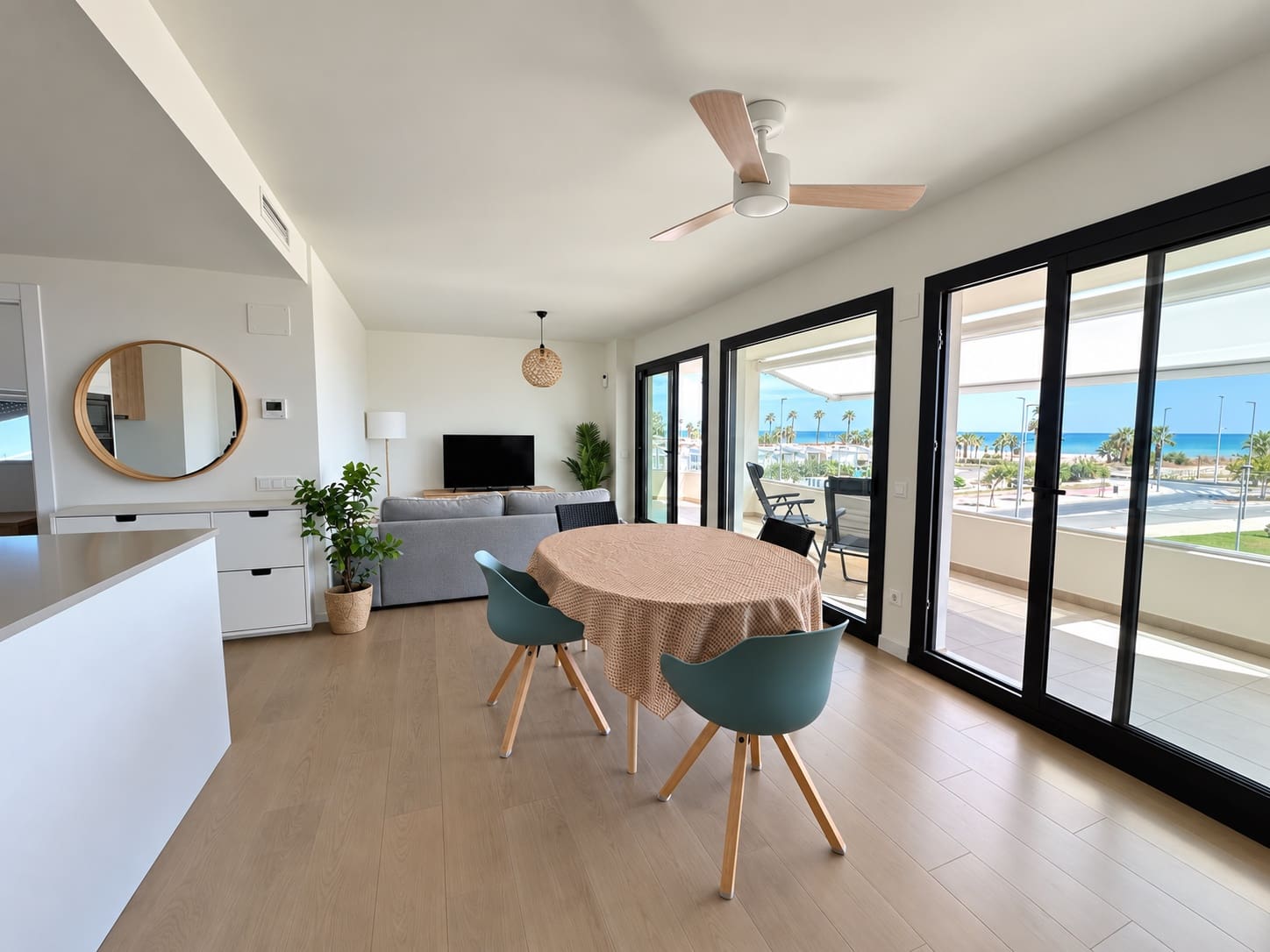 3 Zimmer Strandapartment zu verkaufen in Castello de la Plana mit Pool Garage - 595.000 € (Ref: 10082167)