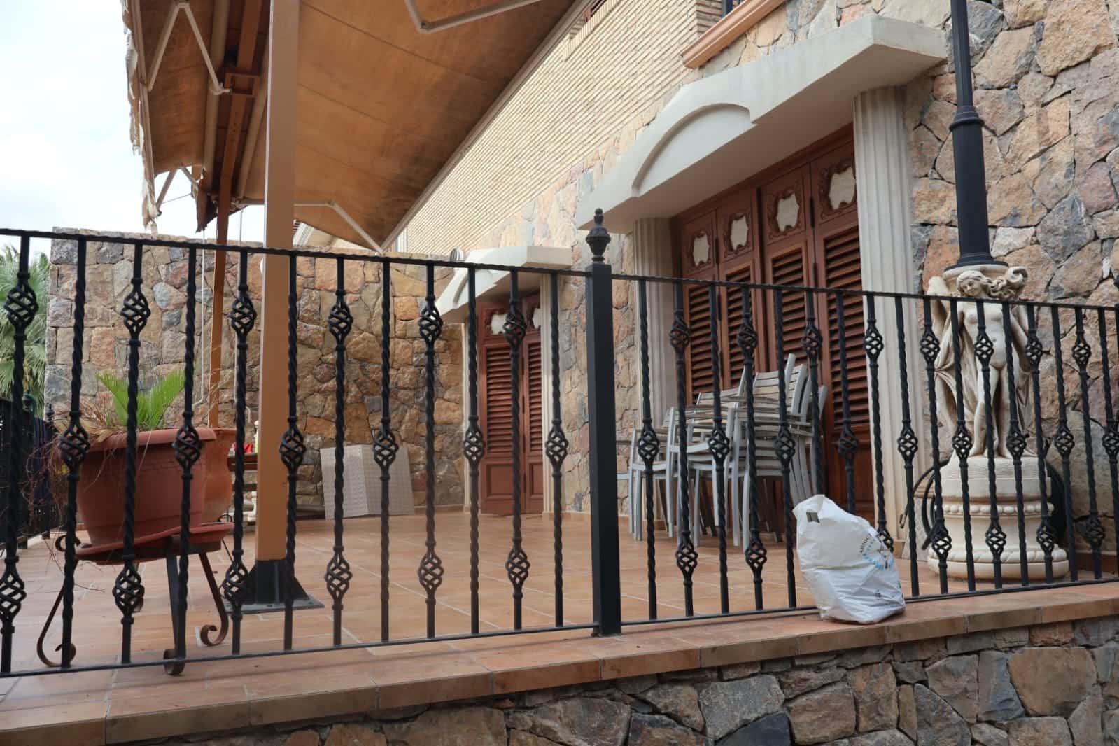5 bedroom Villa for sale in Murcia city with garage - € 3,400,000 (Ref: 10085332)