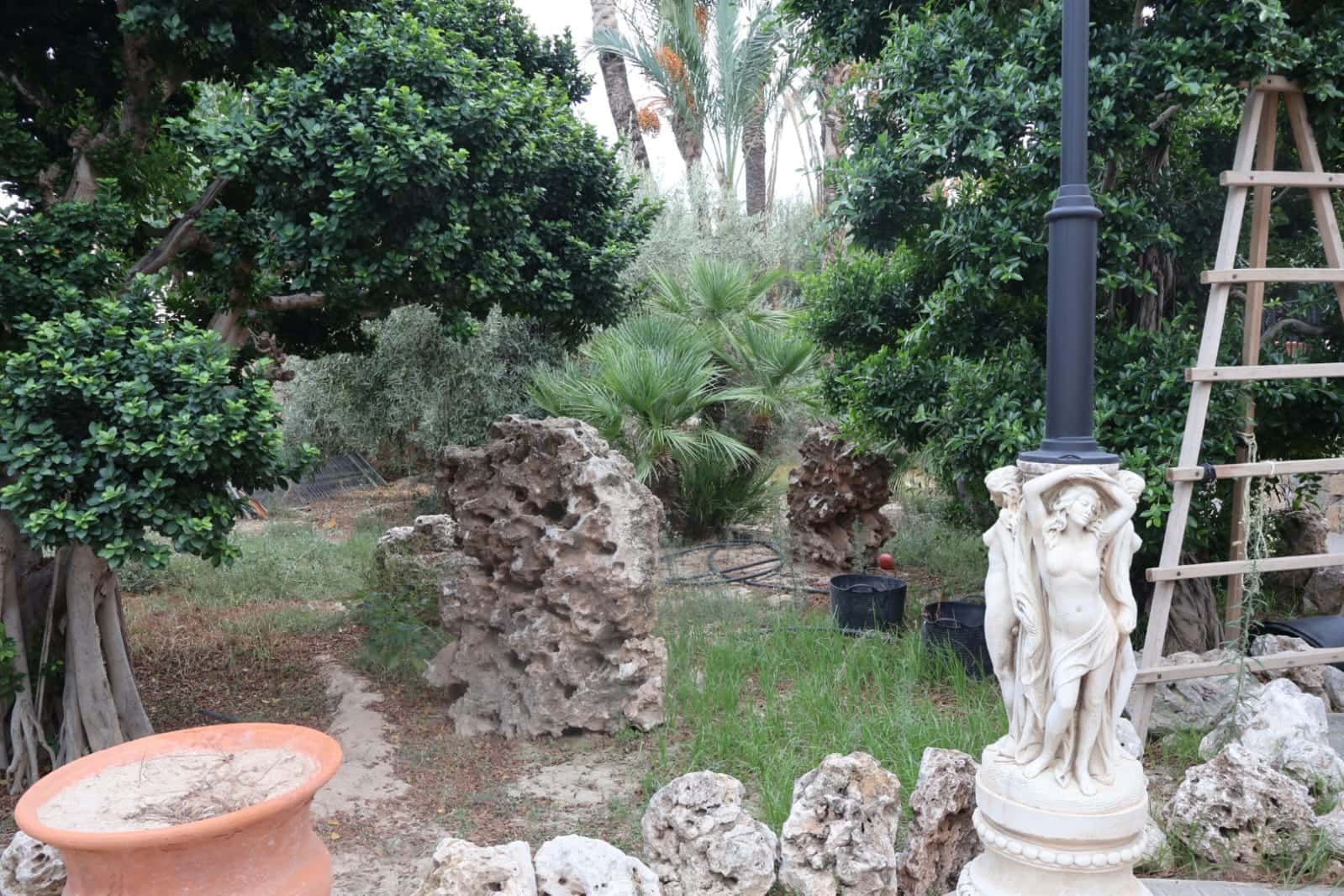 5 bedroom Villa for sale in Murcia city with garage - € 3,400,000 (Ref: 10085332)