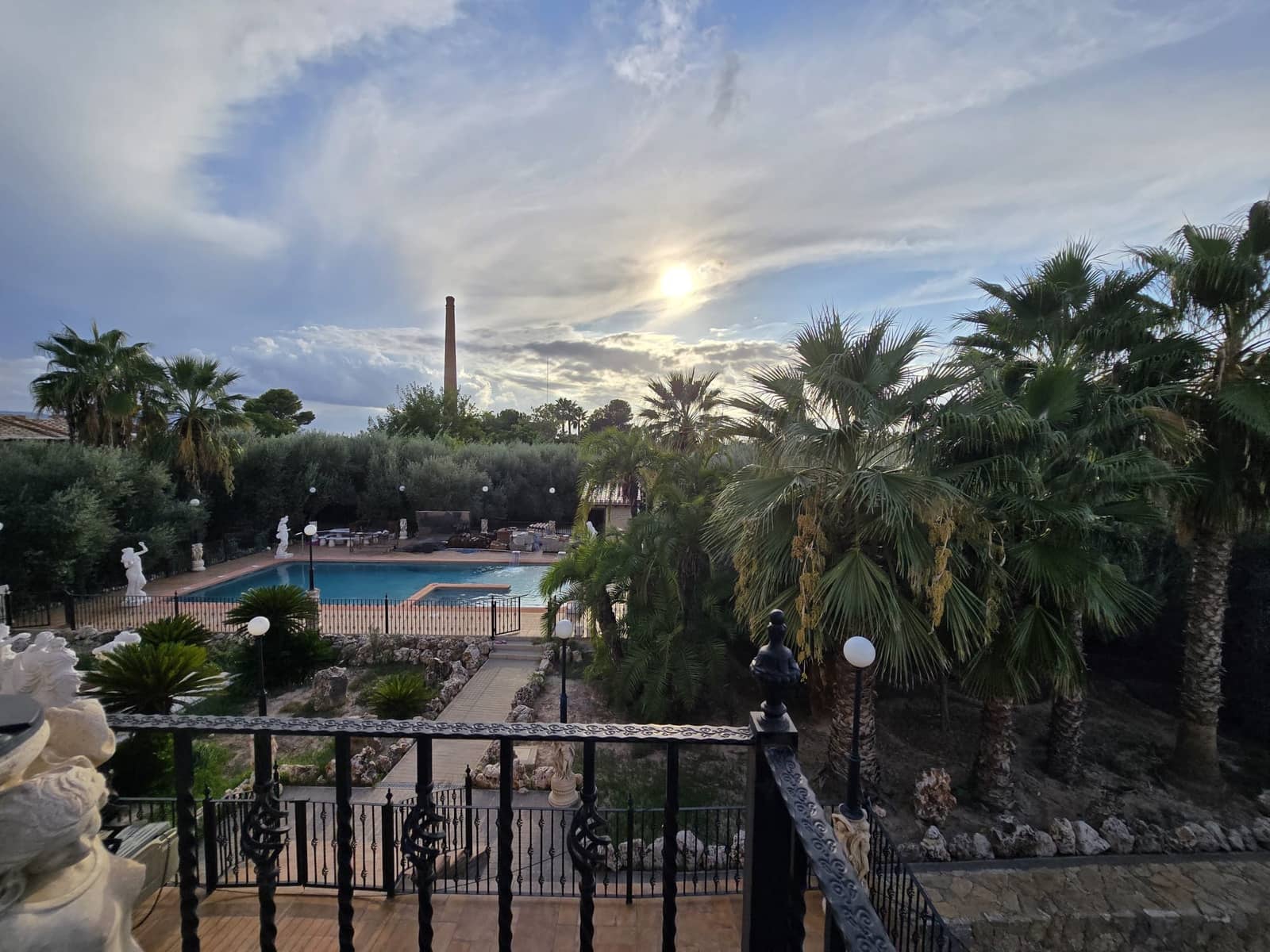 5 bedroom Villa for sale in Murcia city with garage - € 3,400,000 (Ref: 10085332)
