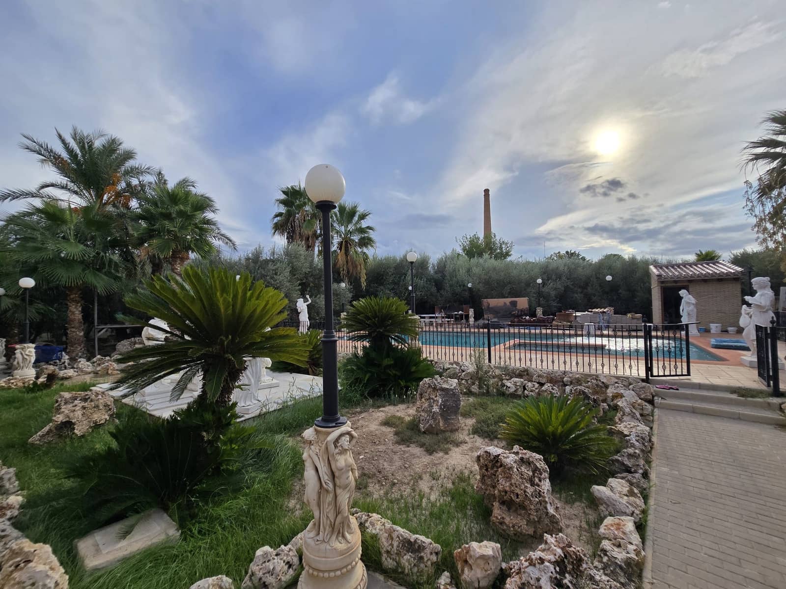 5 bedroom Villa for sale in Murcia city with garage - € 3,400,000 (Ref: 10085332)