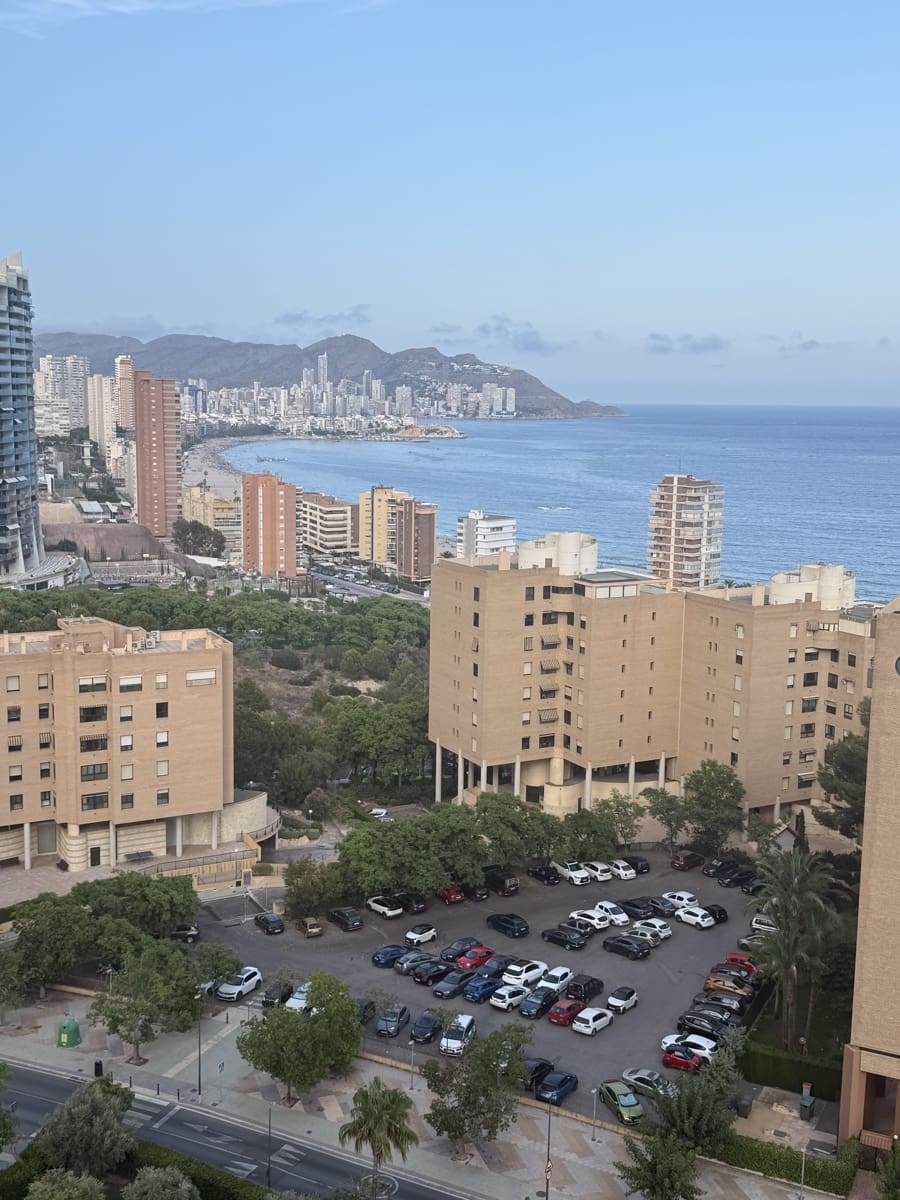 2 makuuhuone Huoneisto myytävänä paikassa Benidorm mukana uima-altaan 
autotalli - 480 000 € (Ref: 10082094)