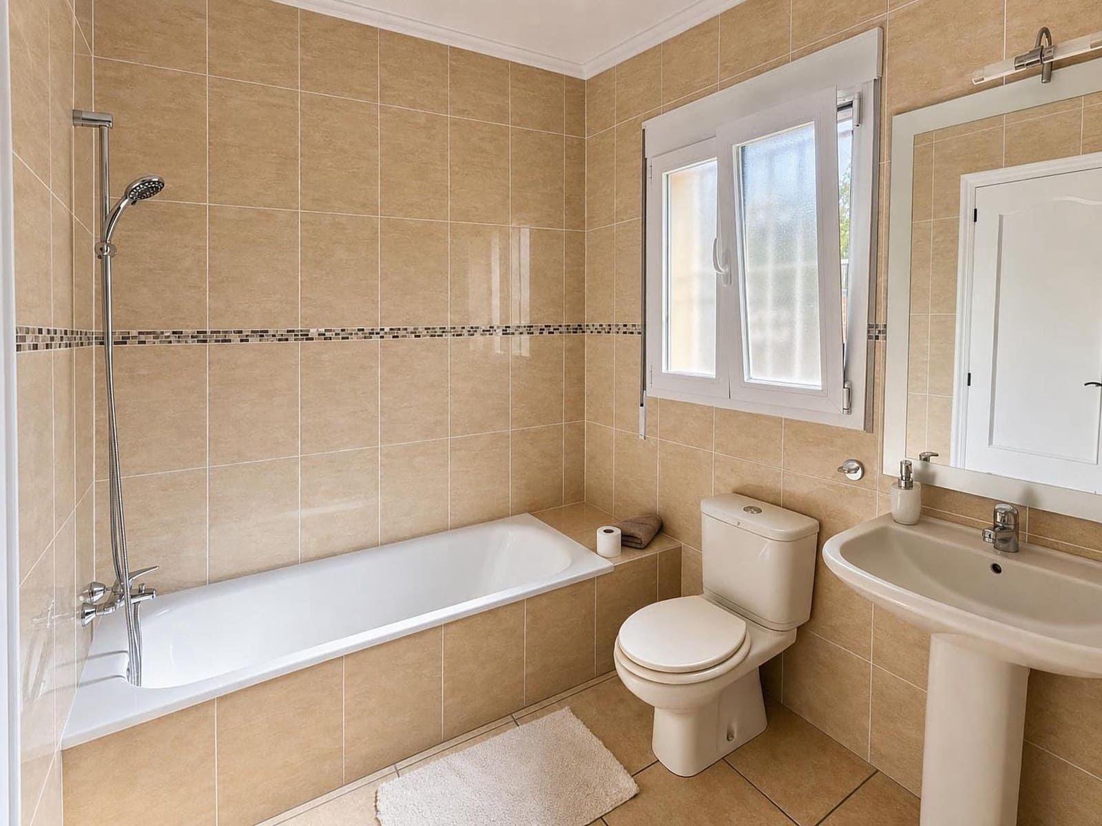 3 Zimmer Ferienvilla in Javea / Xabia mit Pool Garage - 1.049 € (Ref: 10048677)