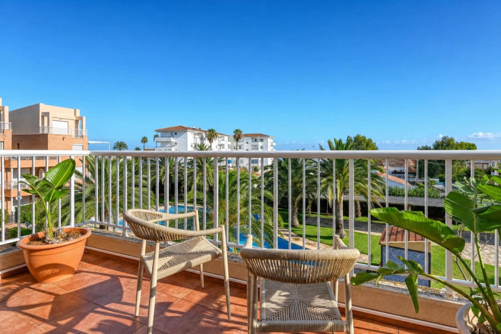 2 bedroom Apartment for holiday rental in Denia with pool garage - € 528 (Ref: 10094141)