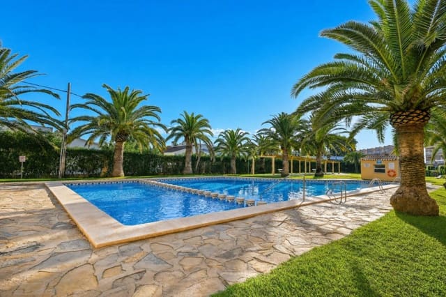 2 bedroom Apartment for holiday rental in L'Almadrava - L'Estanyó, Dénia with pool garage - € 528 (Ref: 10094142)