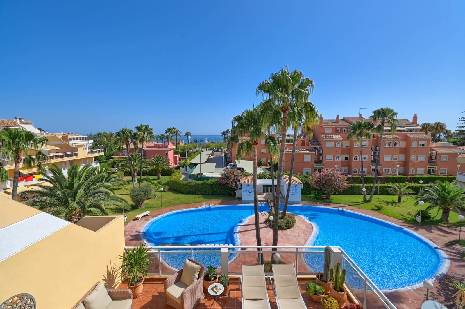 2 sovrum Lägenhet för semesterbostäder i Denia med pool garage - 412 € (Ref: 3712542)