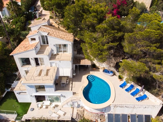 Chalet de 3 habitaciones en Ambolo, Javea / Xàbia en alquiler vacacional con piscina garaje - 1.470 € (Ref: 3712544)