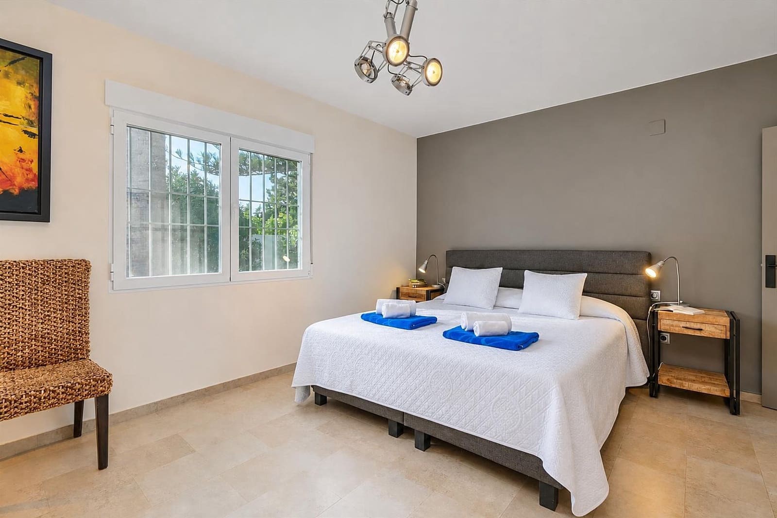 4 Zimmer Ferienvilla in Denia mit Pool Garage - 1.029 € (Ref: 3712545)
