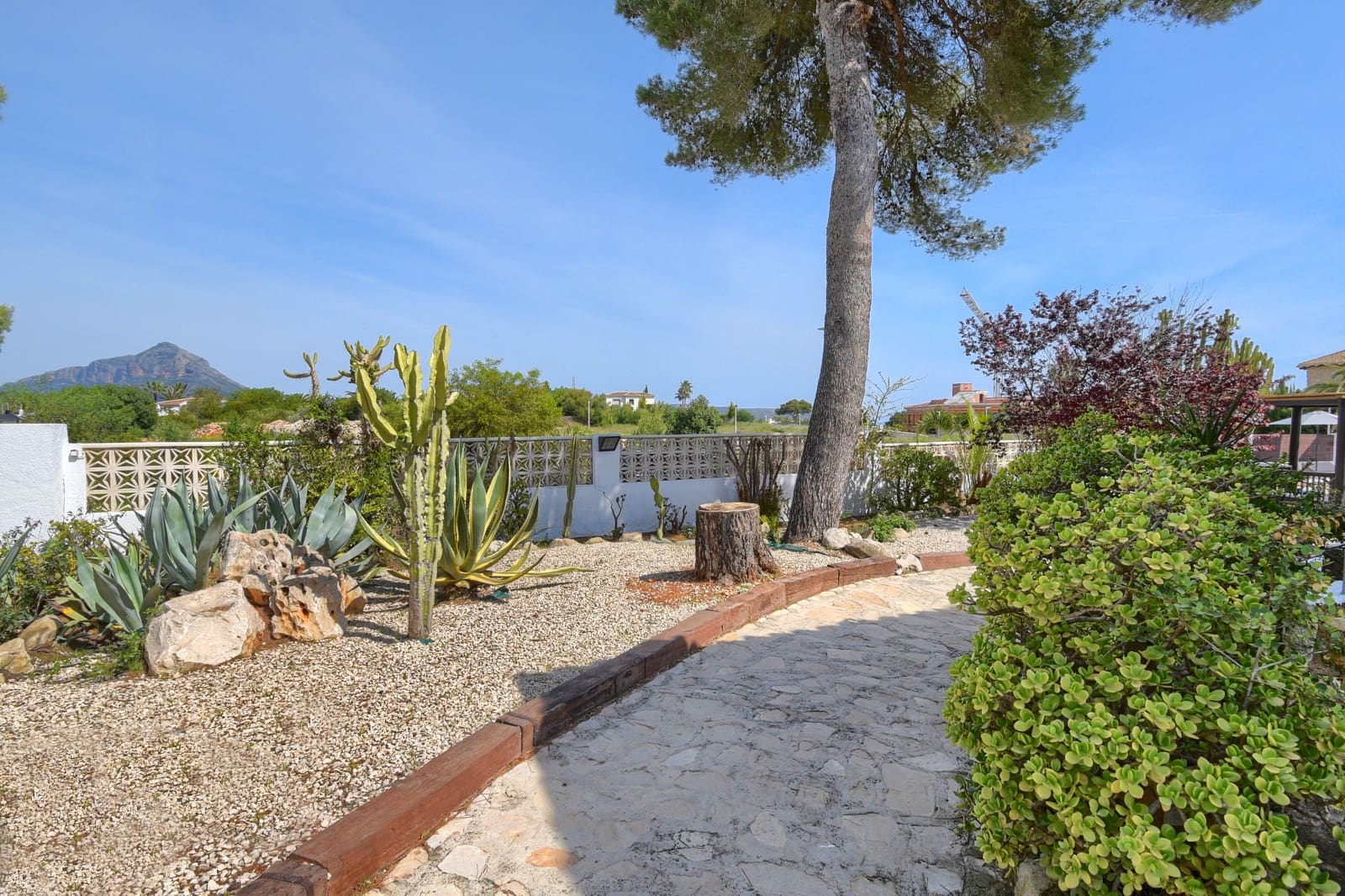 Villa/Maison de 4 chambres de location de vacances à Adsubia avec piscine garage - 838 € (Ref: 3712548)