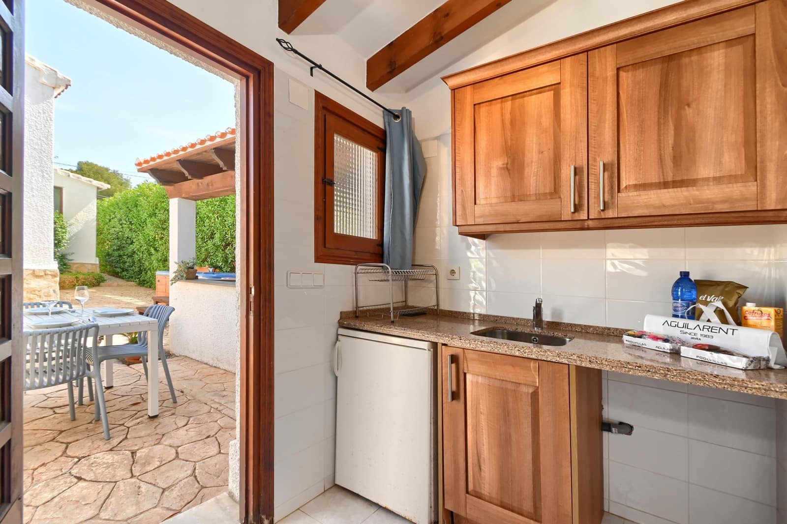 5 slaapkamer Villa voor vakantieverhuur in Javea / Xabia met zwembad garage - € 632 (Ref: 3712552)