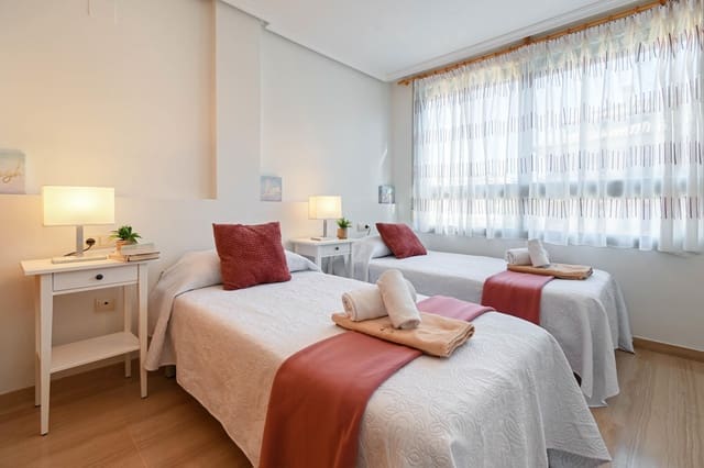   2 soveværelse   ferieLejlighed i Centro ciudad, Javea / Xàbia med   swimmingpool  garage  - € 614 (Ref: 3712556)