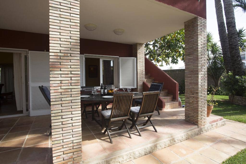 3 sovrum Villa för semesterbostäder i Denia med pool garage - 630 € (Ref: 3712561)