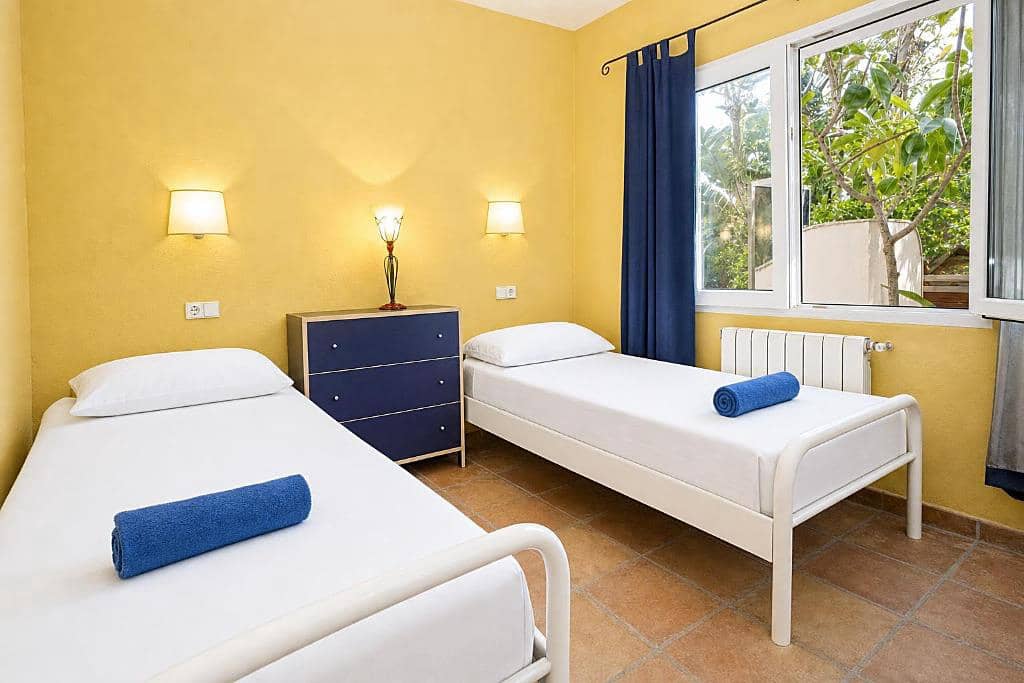 3 bedroom Villa for holiday rental in Denia with pool garage - € 1,112 (Ref: 3712561)