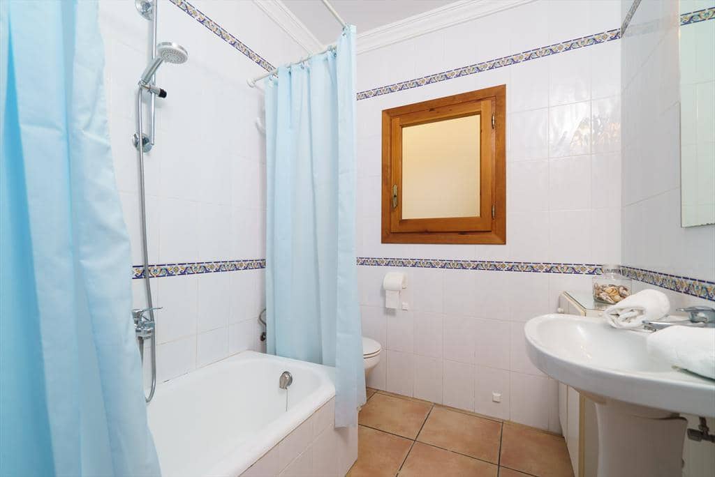 3 slaapkamer Finca/Landhuis voor vakantieverhuur in Javea / Xabia met zwembad garage - € 383 (Ref: 3712965)