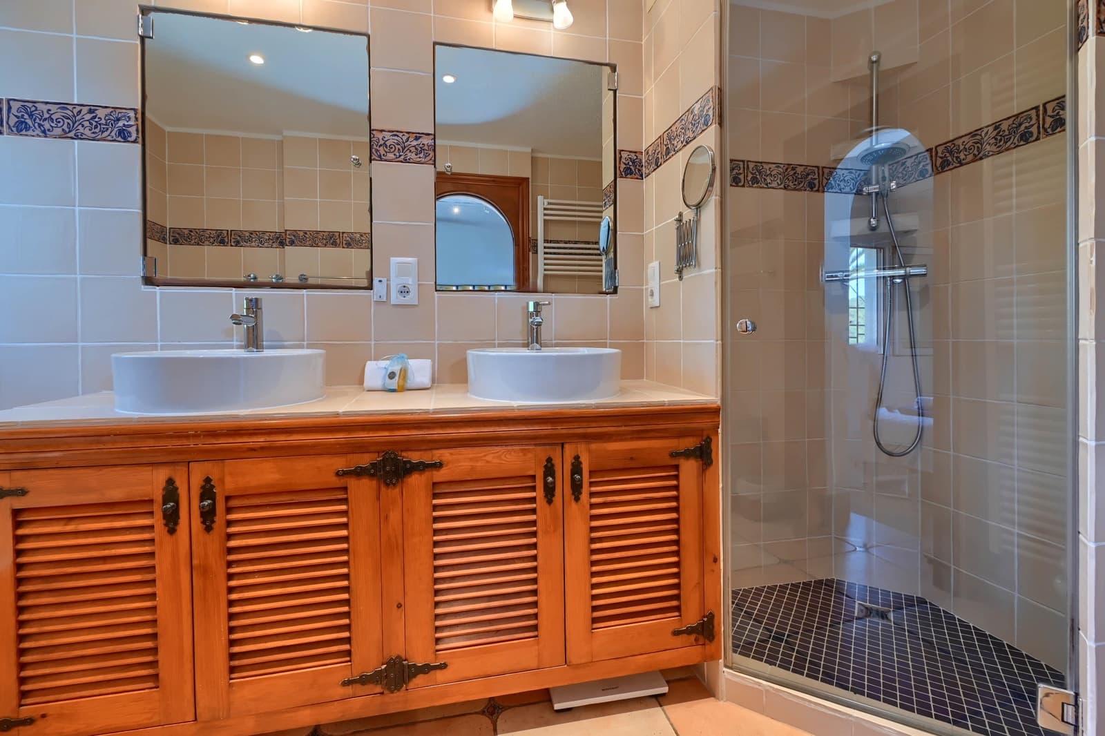 2 makuuhuone Huvila lomavuokrausta paikassa Javea / Xabia mukana uima-altaan 
autotalli - 508 € (Ref: 3712970)