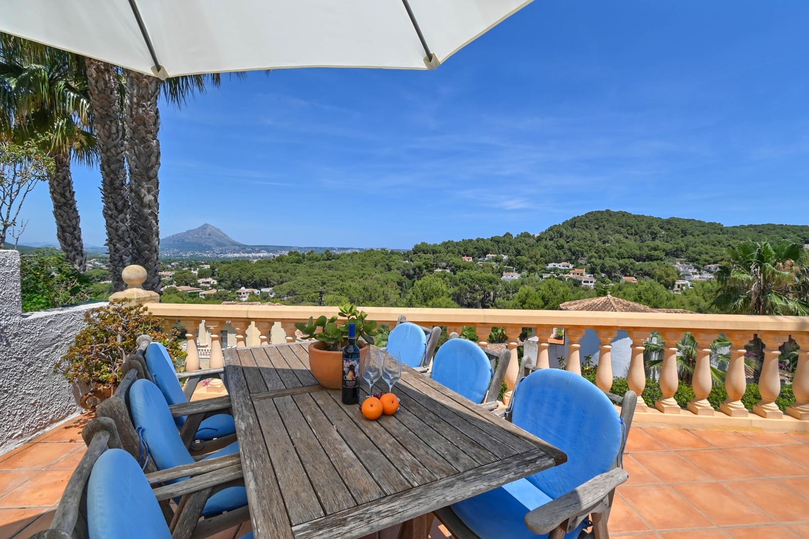 2 makuuhuone Huvila lomavuokrausta paikassa Javea / Xabia mukana uima-altaan 
autotalli - 508 € (Ref: 3712970)