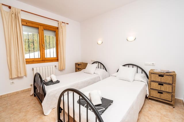 Chalet de 3 habitaciones en Portichol - Balcón al Mar, Javea / Xàbia en alquiler vacacional con piscina garaje - 475 € (Ref: 3712973)