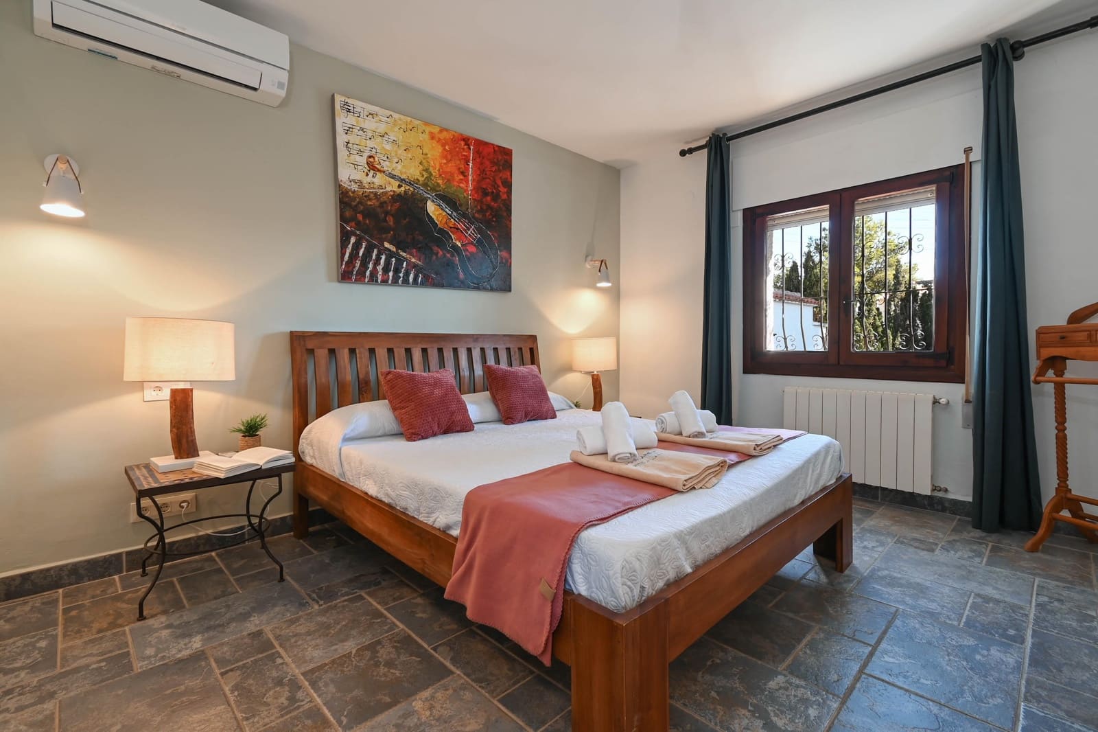 2 soverom Villa til salgs i Javea / Xabia med svømmebasseng garasje - € 581 (Ref: 3712975)