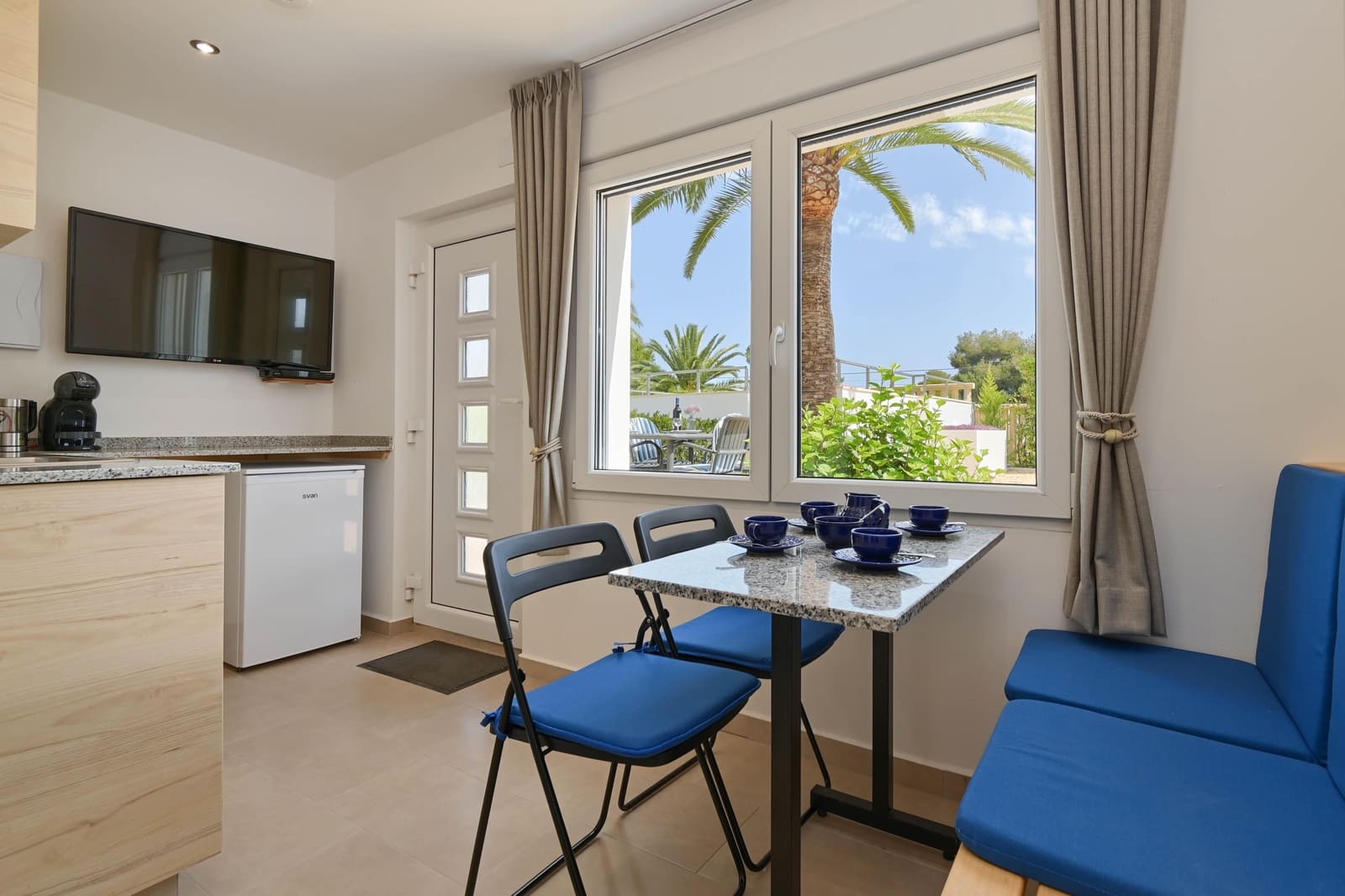 4 slaapkamer Villa voor vakantieverhuur in Javea / Xabia met zwembad garage - € 1.267 (Ref: 3712982)