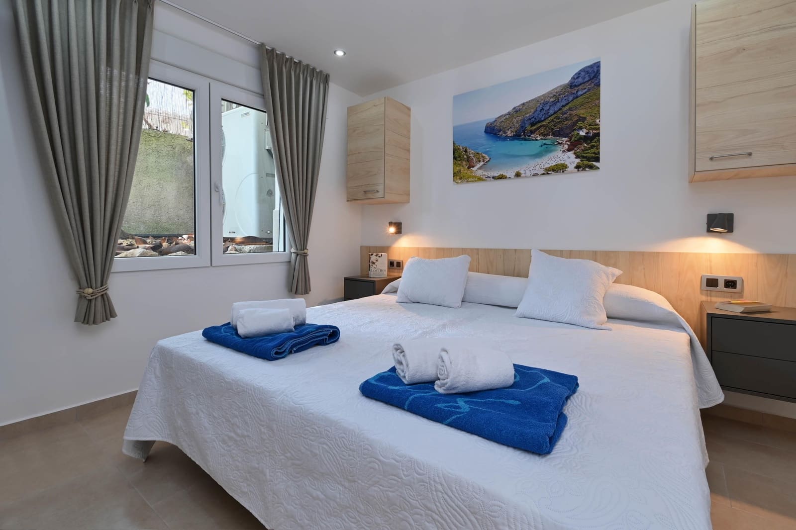 4 slaapkamer Villa voor vakantieverhuur in Javea / Xabia met zwembad garage - € 1.267 (Ref: 3712982)