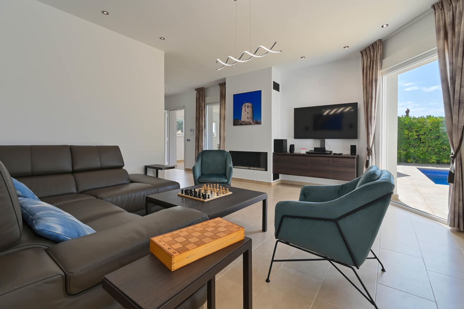 4 slaapkamer Villa voor vakantieverhuur in Javea / Xabia met zwembad garage - € 1.267 (Ref: 3712982)