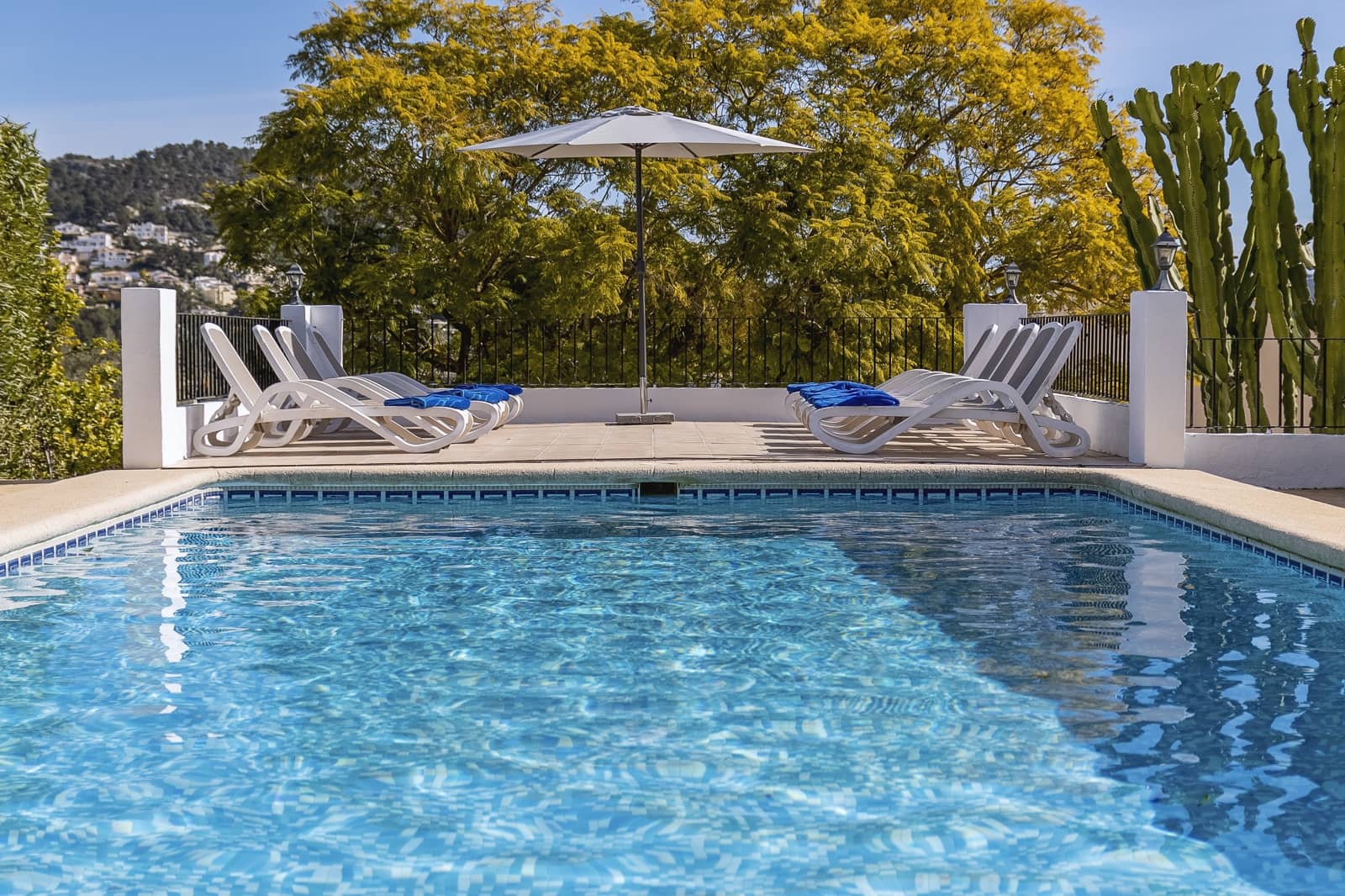 11 Zimmer Ferienvilla in Javea / Xabia mit Pool Garage - 3.399 € (Ref: 3712988)