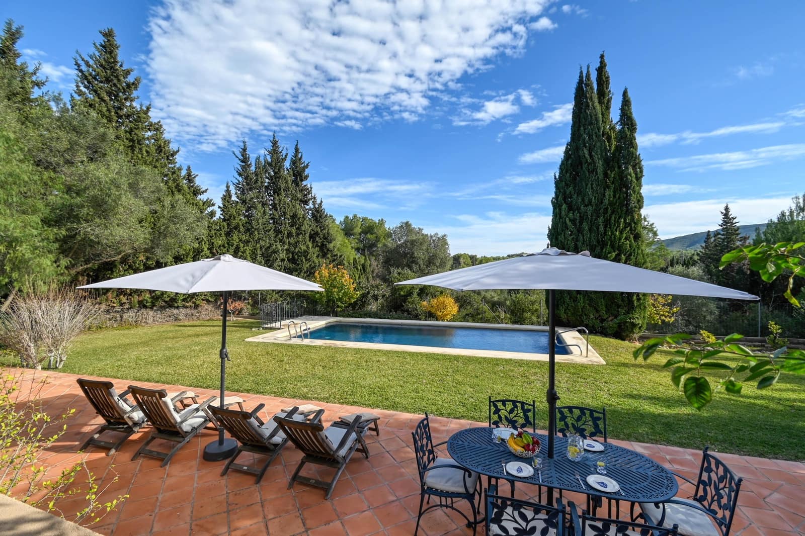 3 slaapkamer Villa voor vakantieverhuur in Javea / Xabia met zwembad garage - € 1.077 (Ref: 3712990)