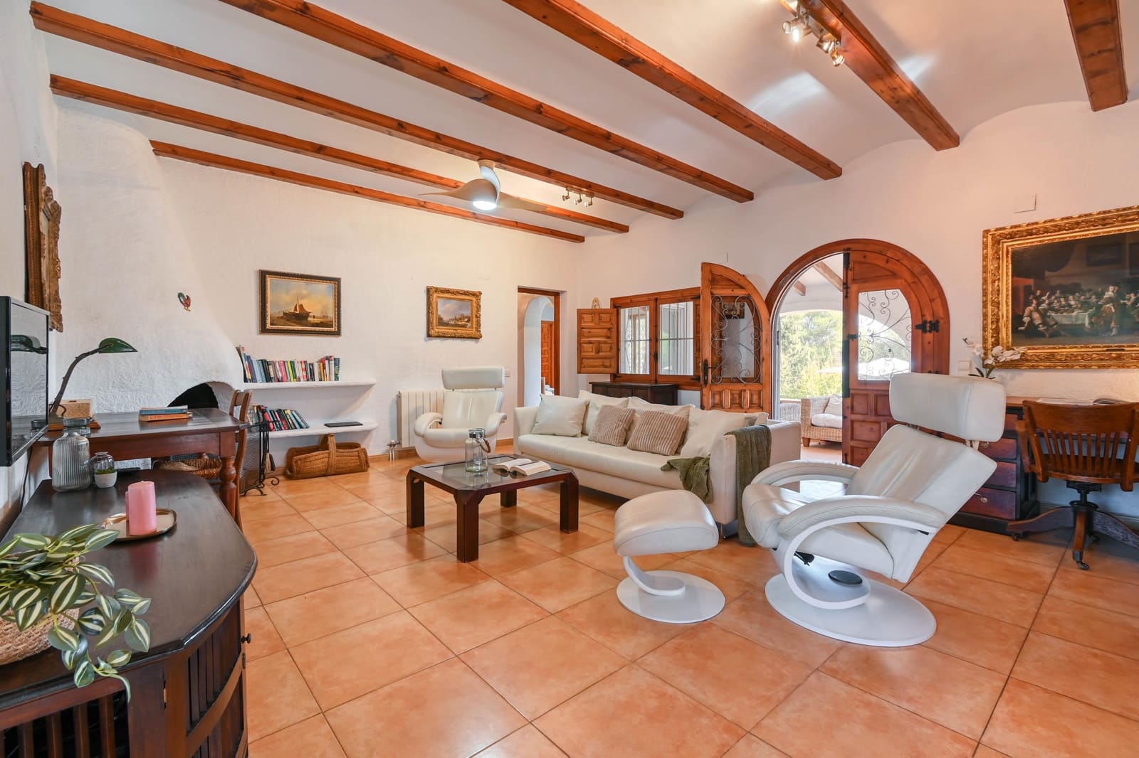 3 slaapkamer Villa voor vakantieverhuur in Javea / Xabia met zwembad garage - € 1.077 (Ref: 3712990)