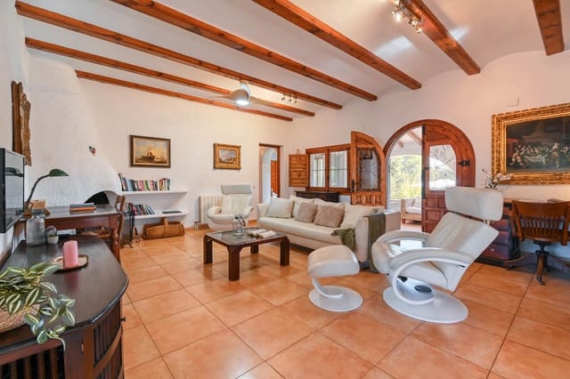   3 soveværelse   ferieVilla i Partides comunes - Adsubia, Javea / Xàbia med   swimmingpool  garage  - € 1.077 (Ref: 3712990)