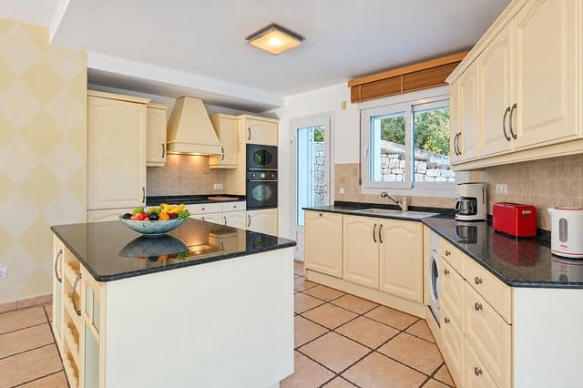 4 camera da letto Villa da affitare come casa vacanza in Cap Martí - El Tossalet - Pinomar, Javea / Xàbia con piscina garage - 908 € (Rif: 3712996)