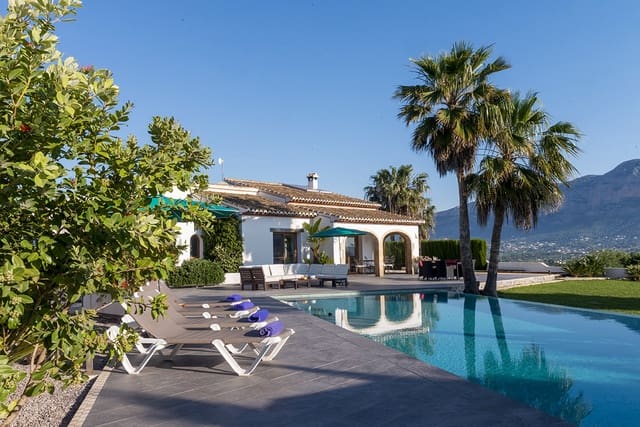 3 sovrum Villa för semesterbostäder i Partides comunes - Adsubia, Javea / Xàbia med pool garage - 798 € (Ref: 3713000)