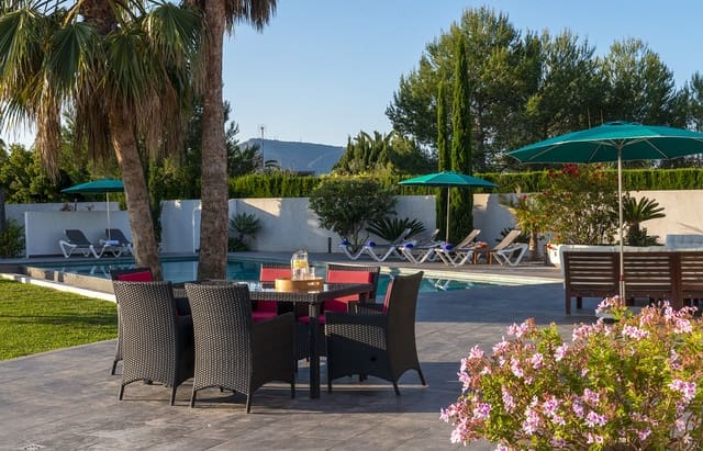 3 sovrum Villa för semesterbostäder i Partides comunes - Adsubia, Javea / Xàbia med pool garage - 848 € (Ref: 3713000)