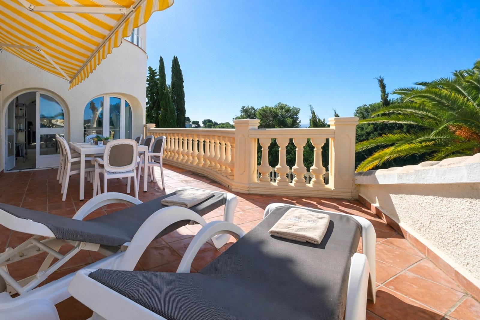 5 bedroom Villa for holiday rental in Javea / Xabia with pool garage - € 1,713 (Ref: 3713002)